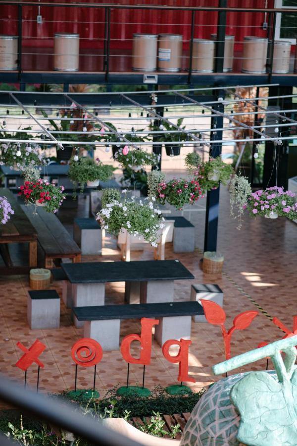 Kipbox Hotel トラン エクステリア 写真