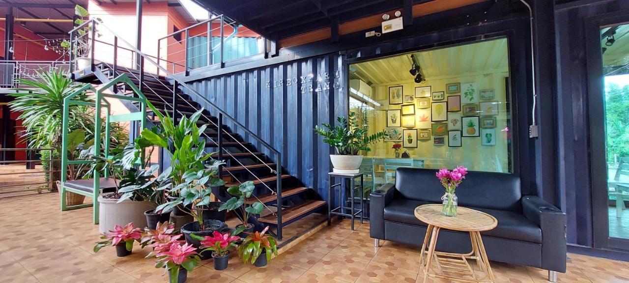Kipbox Hotel トラン エクステリア 写真