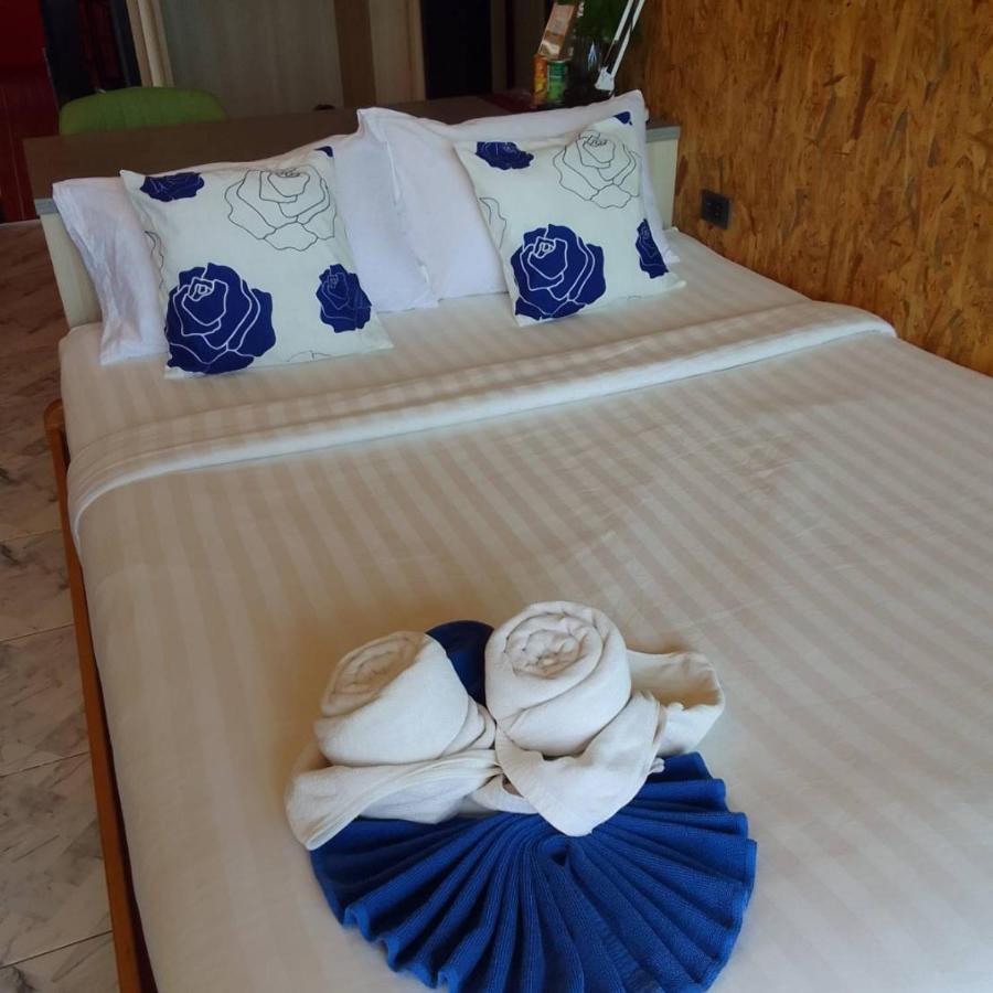 Kipbox Hotel トラン エクステリア 写真