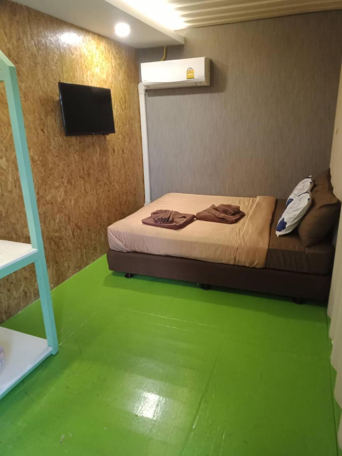 Kipbox Hotel トラン エクステリア 写真